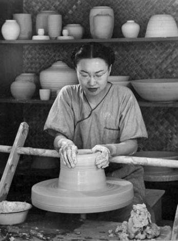 Jade Snow Wong at the ceramics wheel