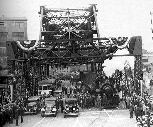 File:3rd St bridge opening May 12, 1933.gif